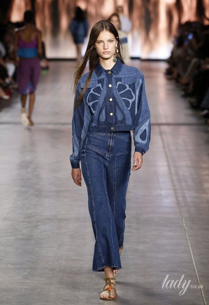 Коллекция Alberta Ferretti прет-а-порте сезона весна-лето 2020 / © East News