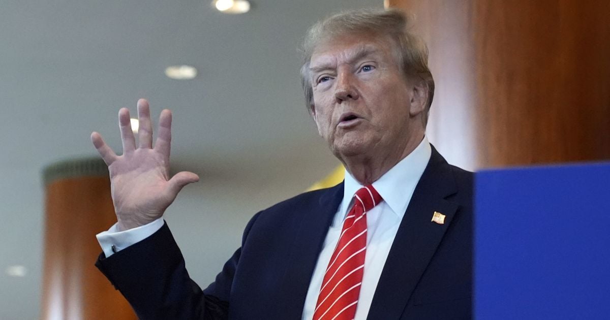 Якби вибори у США відбулися сьогодні, їх би виграв Трамп