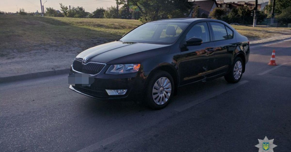 Во Львове воры угнали иномарку из автосалона, напоив охрану