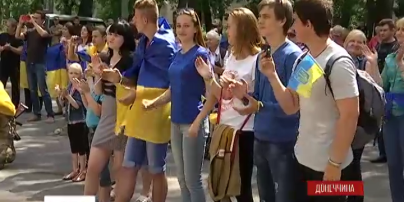 В Авдіївці під обстрілами відбувся концерт української пісні
