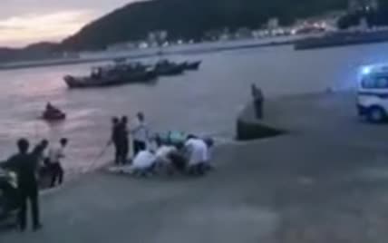 Невеста утонула во время свадебной фотосессии в Китае