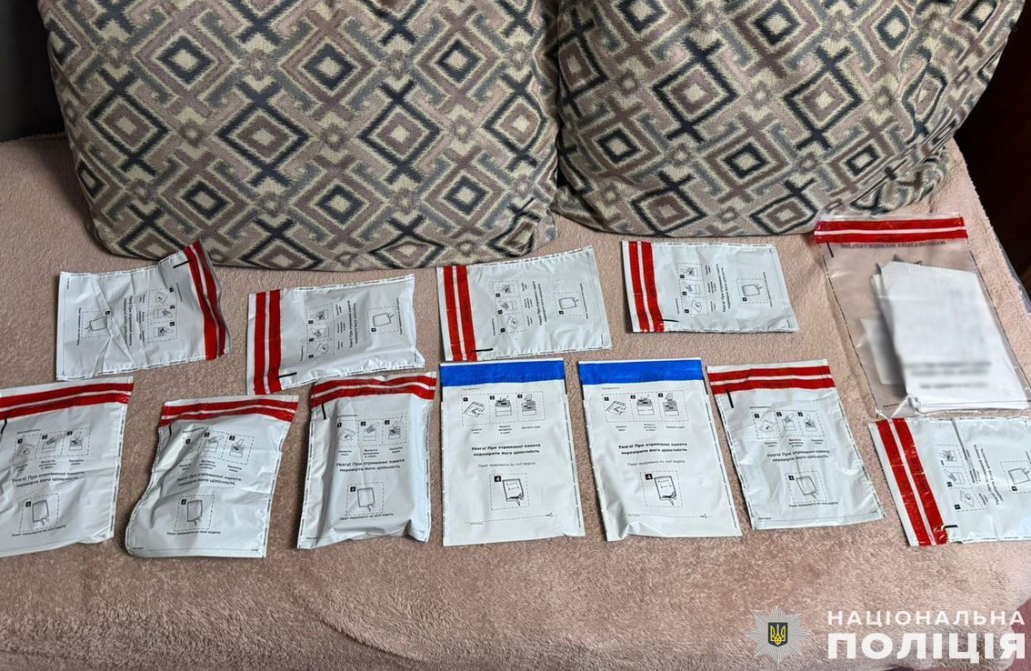 У Чернігівській області Інтернет-шахрай заволодів грошима бійця ЗСУ у розмірі 100 тис. грн / Фото: Національна поліція / © 