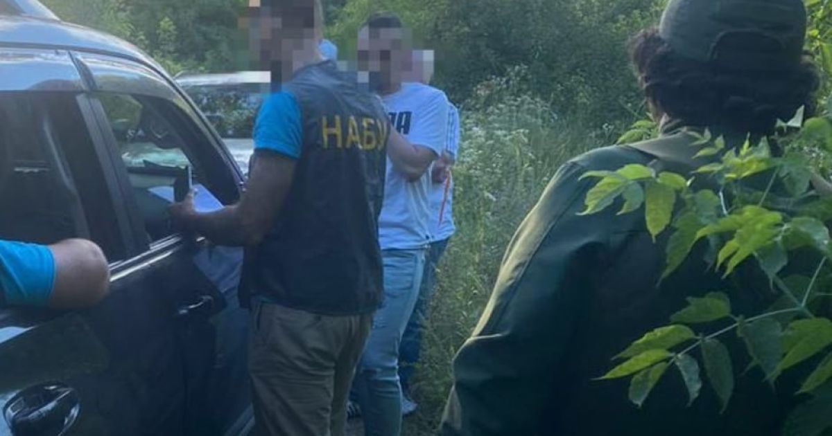 Просив понад 3 мільйони гривень хабаря: НАБУ висунуло підозру народному депутату (фото)