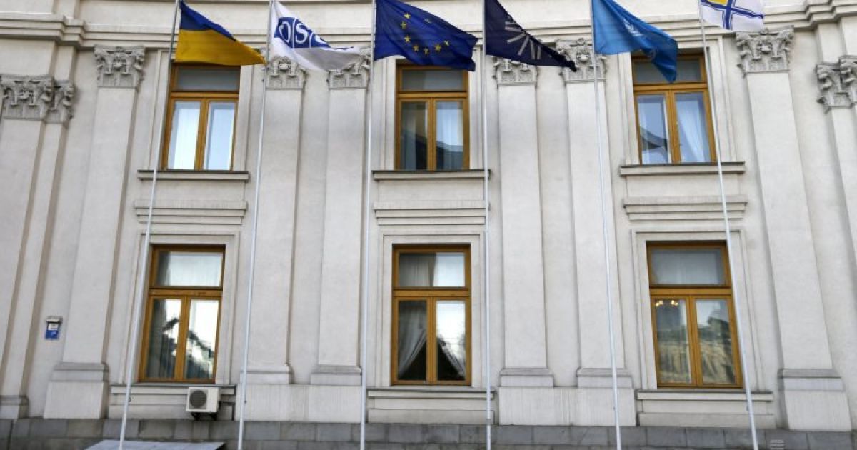 МИД Украины возмущено поездкой Патрушева в Крым