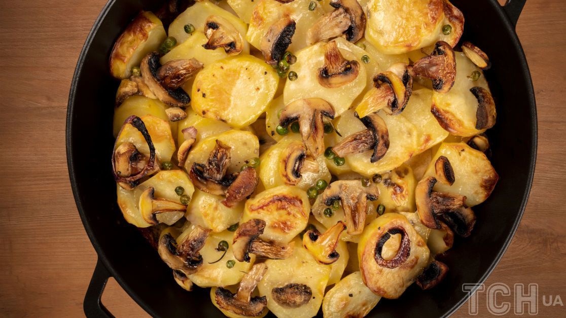 Картофель с грибами тушенный в сметане – пошаговый рецепт приготовления с фото