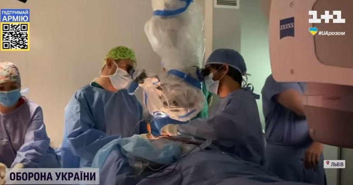 До України приїхали нейрохірурги із США задля надскладних операцій