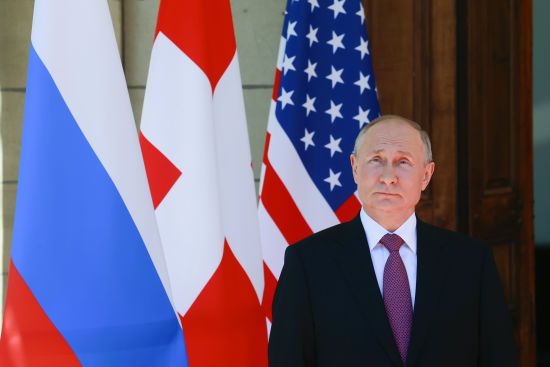 Путін заявив, що Україну з Байденом обговорив детально