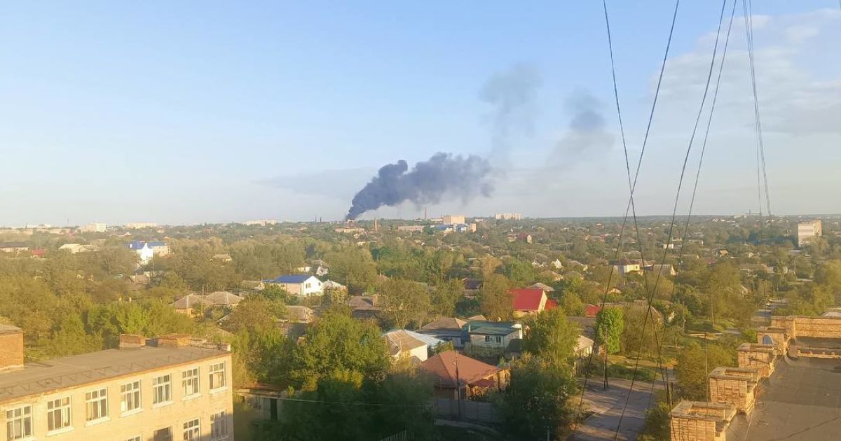 .В Луганске 15 мая произошли взрывы.