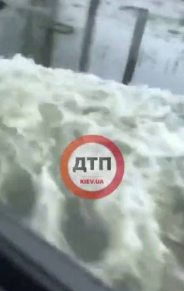 Потоп у Погребах / Скриншот із відео dtp.kiev.ua / © 
