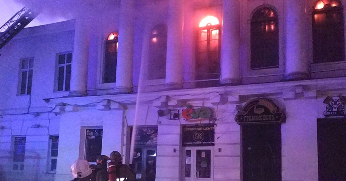 Пожежа у Полтаві_2 / © Управление ГСЧС в Полтавской области