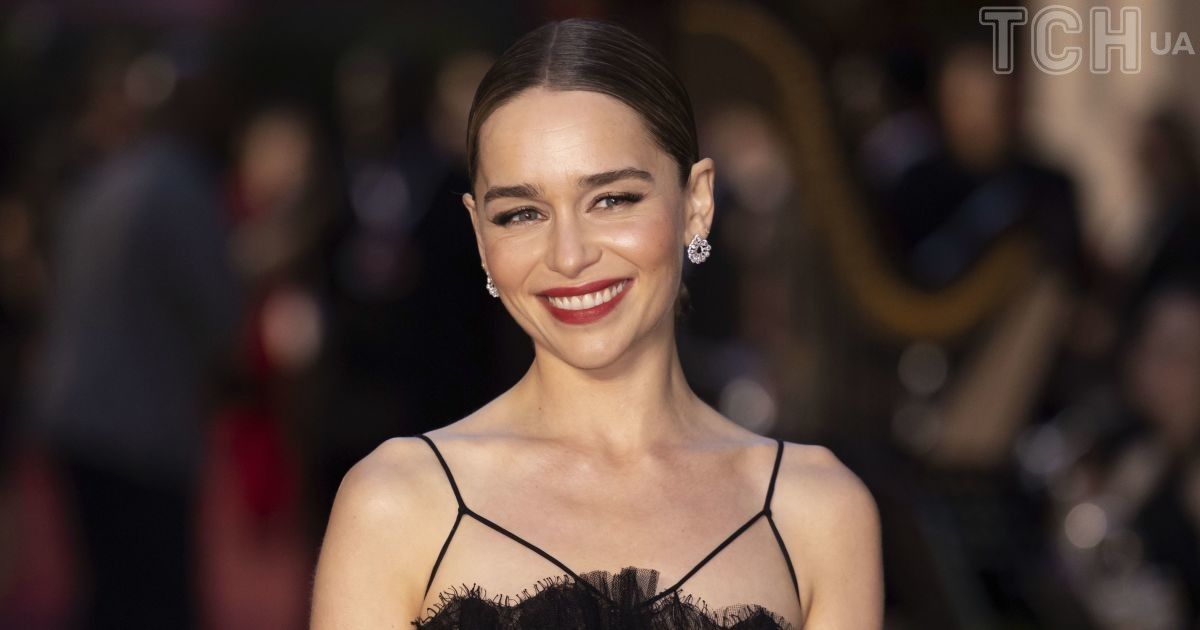 Голая Эмилия Кларк (Emilia Clarke) | 75 фото Голая Эмилия Кларк (Emilia Clarke) | 75 фото