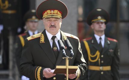 Страны Балтии внесли Лукашенко и его окружение в "черный список", введя санкции