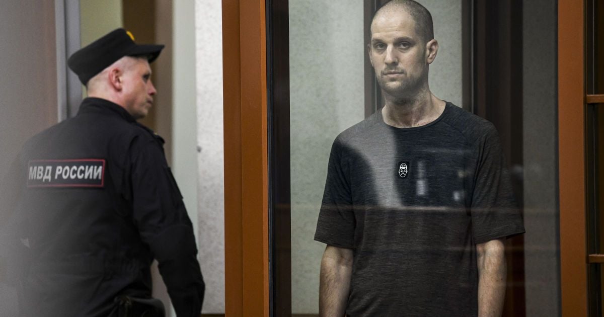 Репортер Wall Street Journal Еван Гершкович на суді в Росії