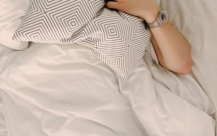 Вчені визначили, до якої небезпечної хвороби призводить нестача сну