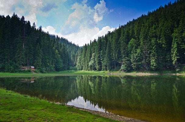 Отдых в Карпатах: с какой горы открывается лучший вид на Синевир
