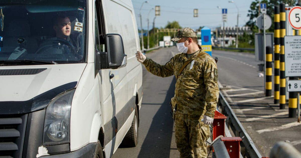 Украина временно закроет КПВВ "Чаплинка" на админграницах с оккупированным Крымом