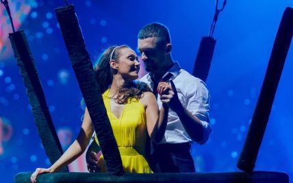 "Танцы со звездами": Евгения Власова восхитила чувственным номером и в слезах поделилась личным