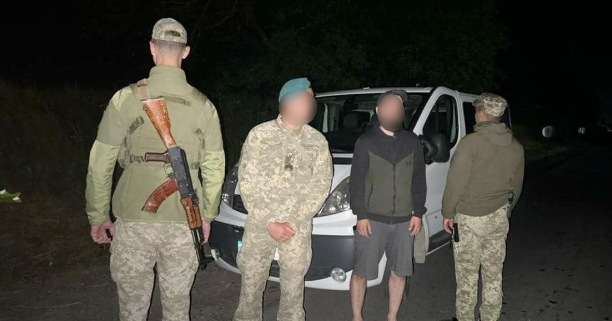 У Чернівецькій області прикордонники впіймали чоловіка, який видавав себе за військового
