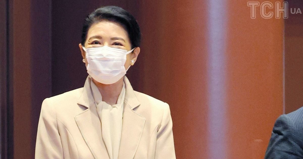 Імператор Нарухіто та імператриця Масако