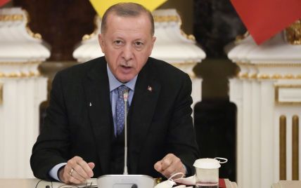 Ердоган назвав відступ військ РФ з Херсона позитивним кроком і висловив надію на переговори