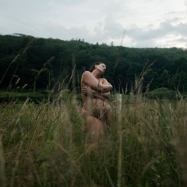  / © instagram.com/ashleygraham