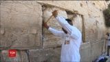 Велике чищення в Єрусалимі. Зі Стіни плачу почали витягати молитовні записки віруючих