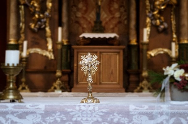 31 січня віряни святкують День пам’яті святих чудотворців і безсрібників Кира та Івана / © pexels.com