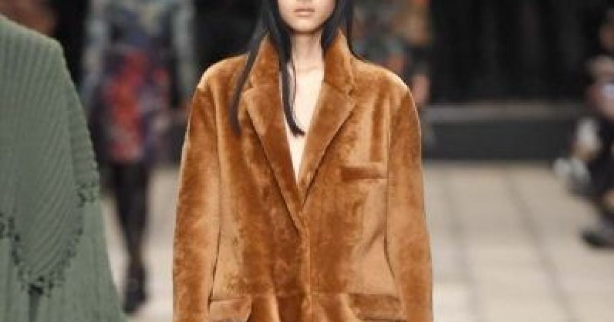 80-те возвращаются: дизайнеры рассказали, что будет модно носить этой осенью