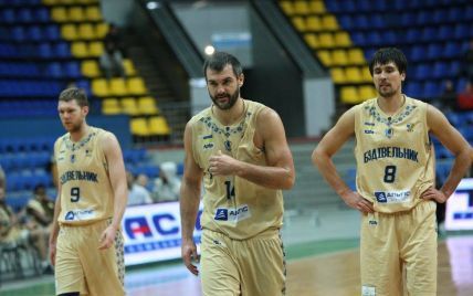 У "Будівельнику" розгорівся скандал: чемпіон України може вигнати половину гравців