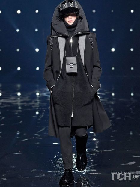 Коллекция Givenchy прет-апорте сезона осень-зима 2021-2022 / © East News