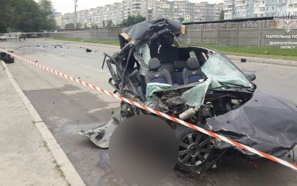 Убегал от полиции и врезался в "Газель": в Днепре в результате ДТП погиб водитель