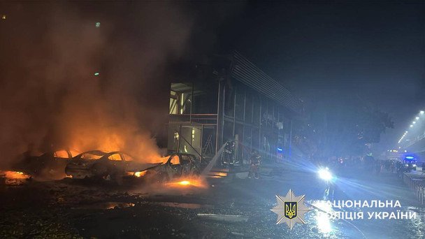 "Взрыв был очень мощный": киевляне рассказали о пережитой ночной атаке