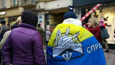 Активісти мітингують у дворі Печерського суду / © Hromadske.tv