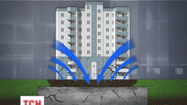 Чиновники признали аварийный дом в Киеве безопасным для жизни