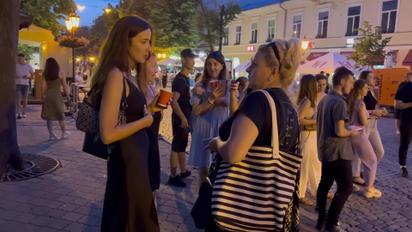 В Одесі дві жінки накинулися на музикантів, які співали українські пісні