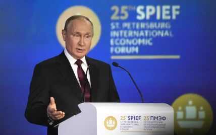Путин заявил, что Запад подталкивает Россию к "ускорению объединительных процессов" с Беларусью