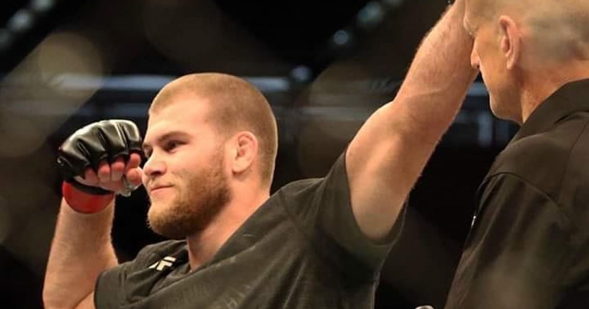 Австралійський боєць UFC підписав контракт на поєдинок кров'ю