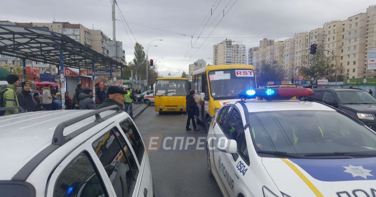 Поліція затримала водія маршрутки, який збив на смерть подружжя у Києві