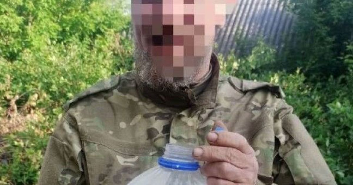"Помирати за Путіна з чистим волоссям": волонтери РФ назбирали окупанту "донати" на шампунь (фото)