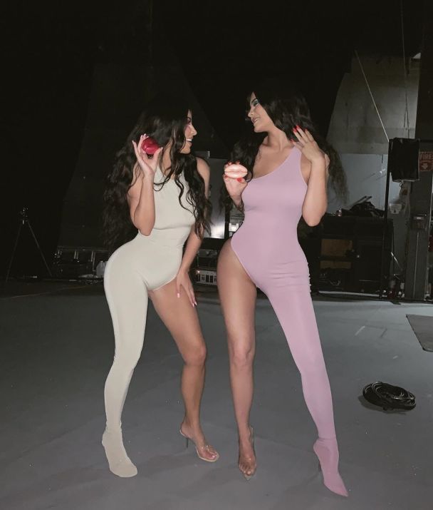  / © instagram.com/kimkardashian