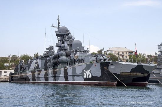 Російський корабель