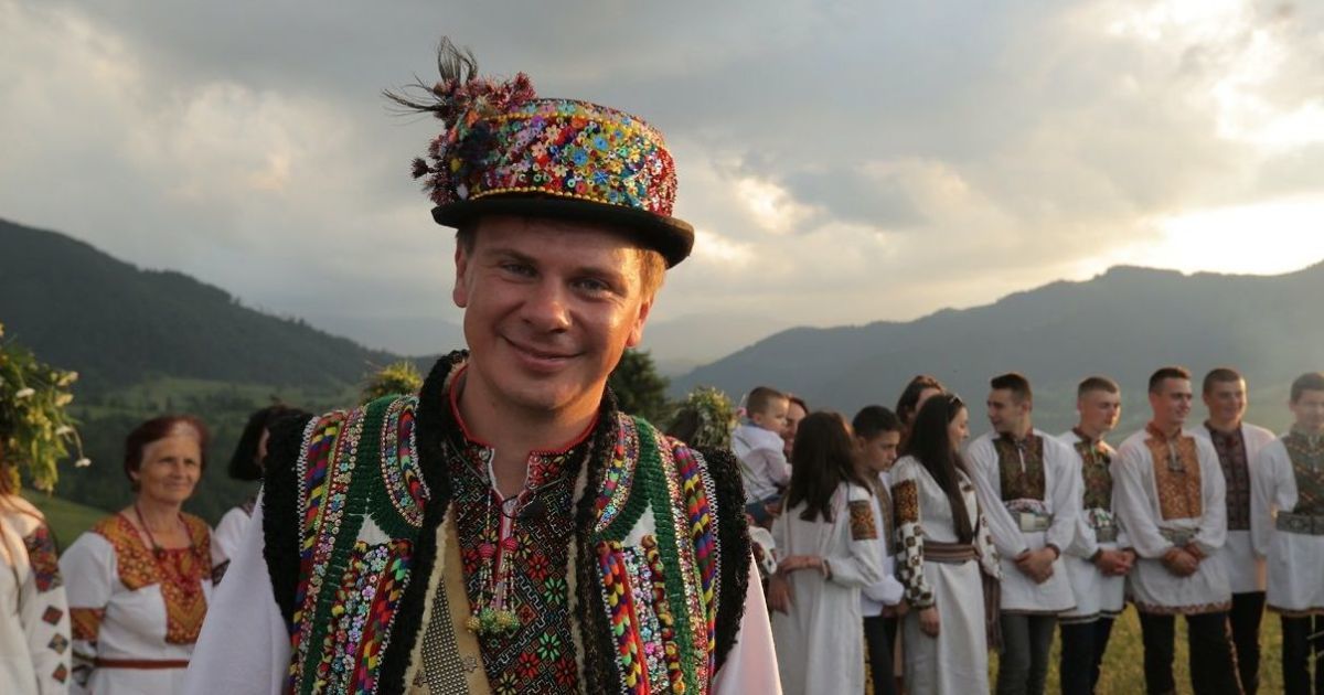 "Мандруй Україною з Дмитром Комаровим"