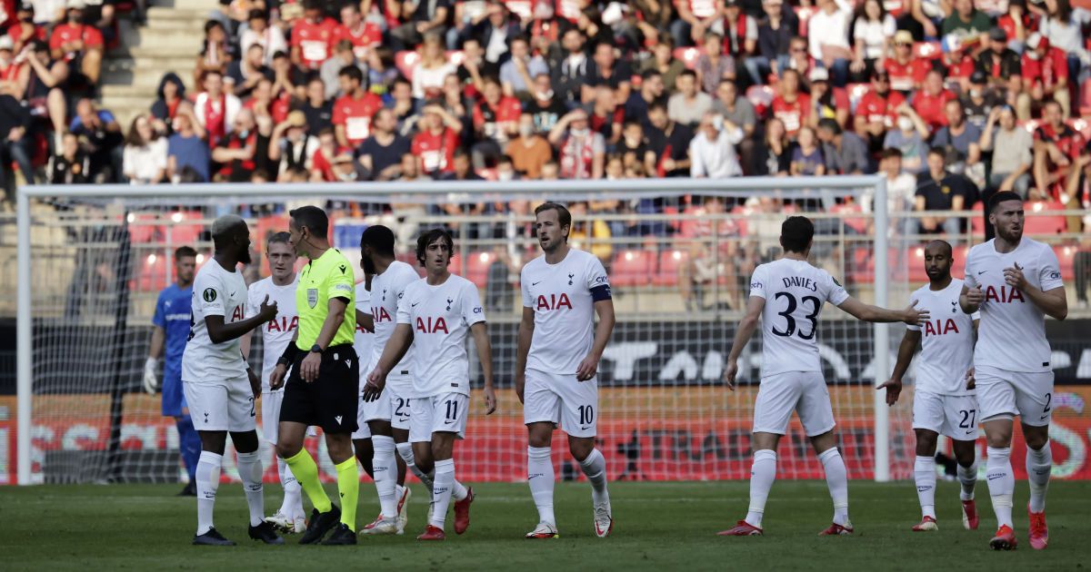 "Ситуация серьезная": решающий матч английского клуба в еврокубке перенесен на неопределенный срок