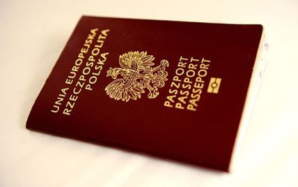 У Польщі пропонують "продавати" громадянство іноземцям 