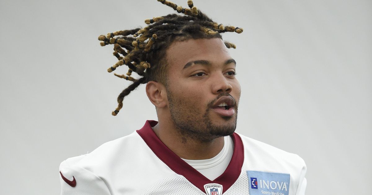 Хотел секса с пожилой: американского футболиста обвинили в домогательствах к 70-летней женщине