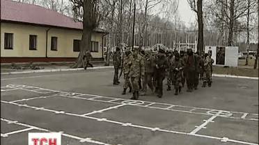 Порошенко підписав указ про звільнення в запас військовослужбовців, мобілізованих минулого року