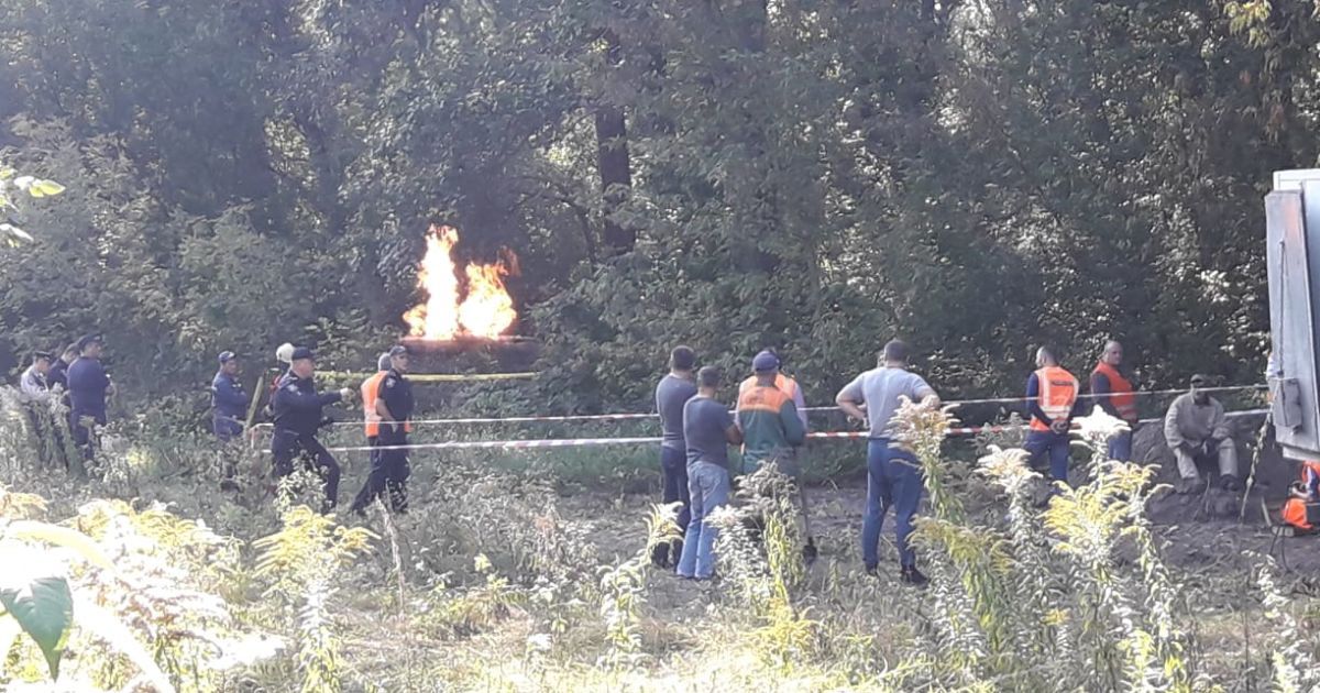 У Сумській області стався прорив газопроводу. Полум'я сягало верхівок дерев