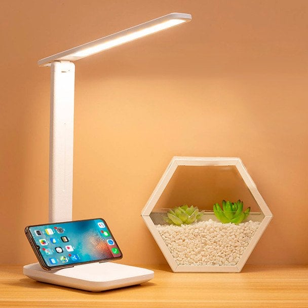 Лампа на акумуляторі  / © Фото з відкритих джерел