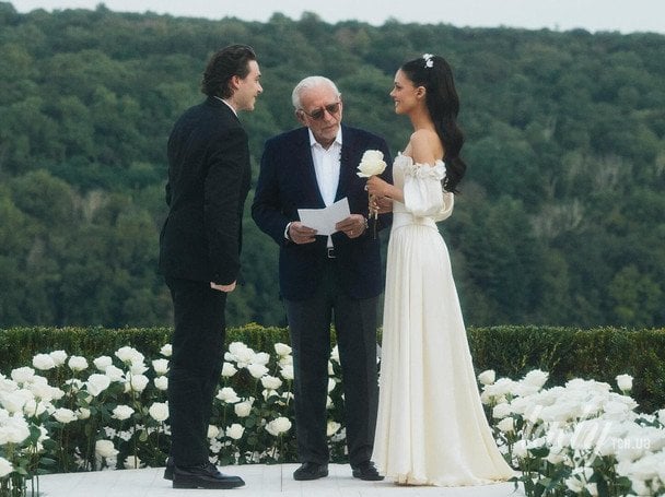 Нікола Пельтц, її чоловік Бруклін і батько Нельсон Пельтц / © Instagram Ніколи Пельтц-Бекхем