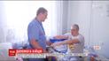 Медики Днепра собрали деньги на титановую пластину для бойца, который чудом выжил в Иловайске